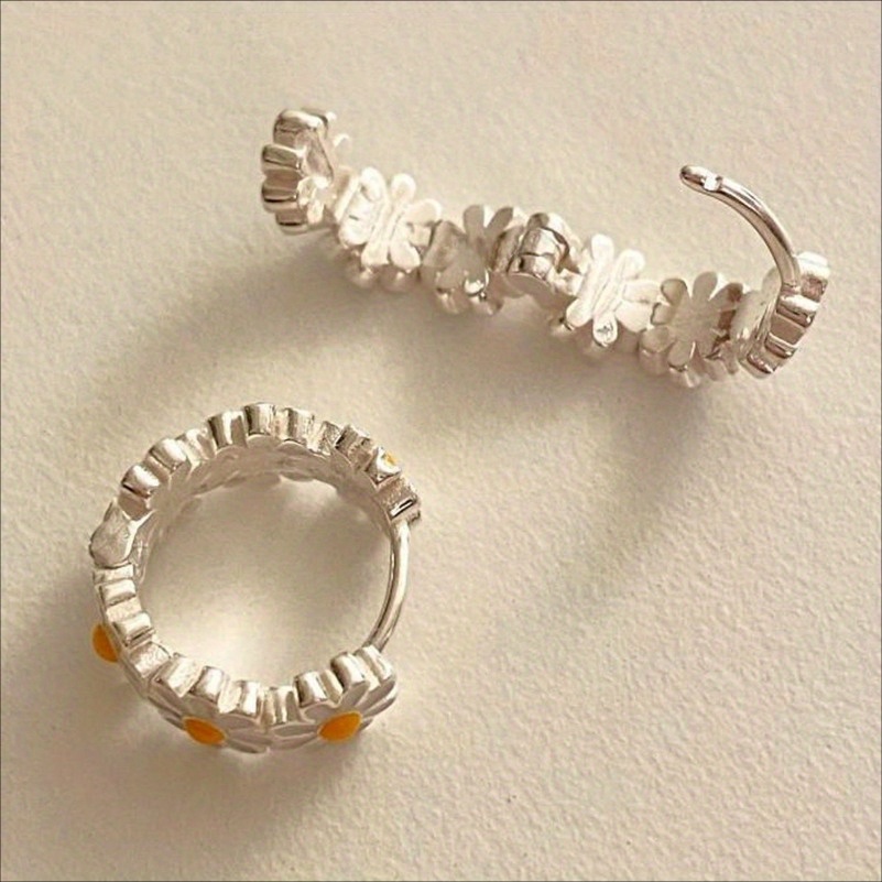 Women's Daisy Enamel Flower Ring Earrings Set